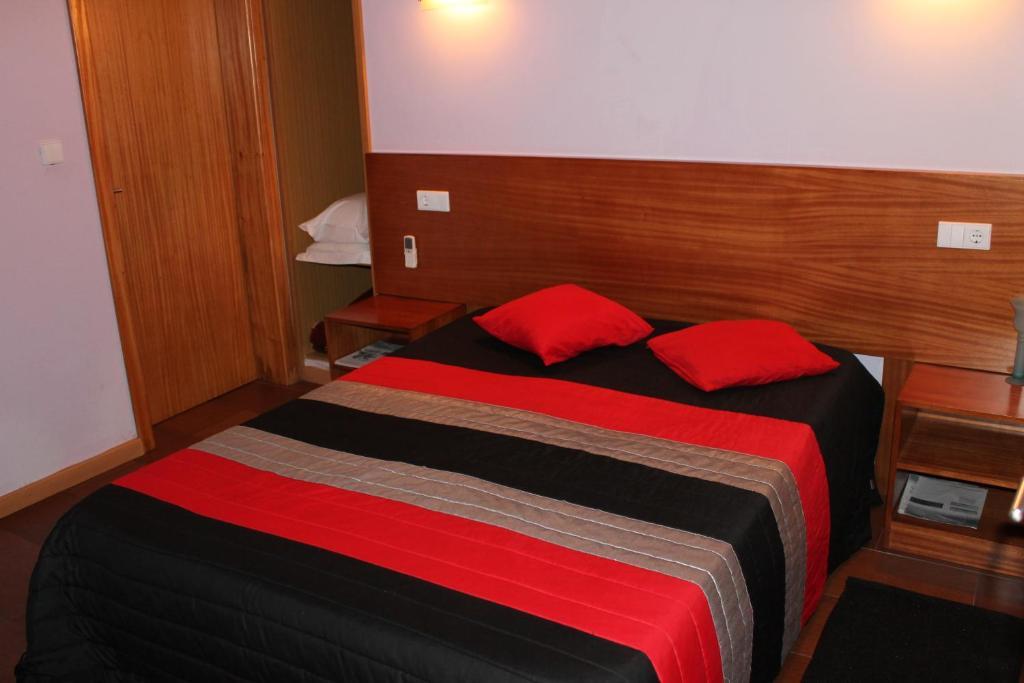 Guesthouse Monte Carlo OOporto Habitación foto